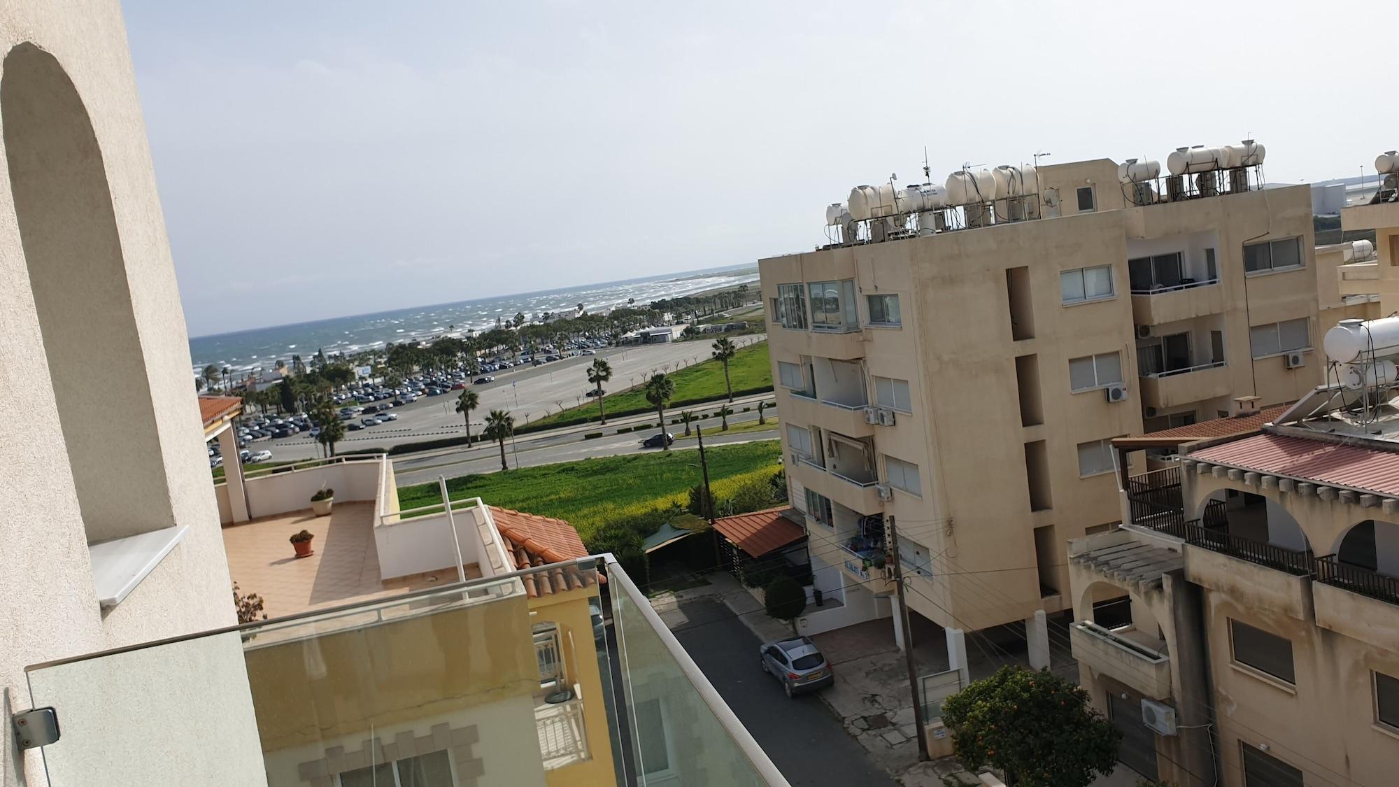 La Veranda Hotel Larnaca Exterior photo